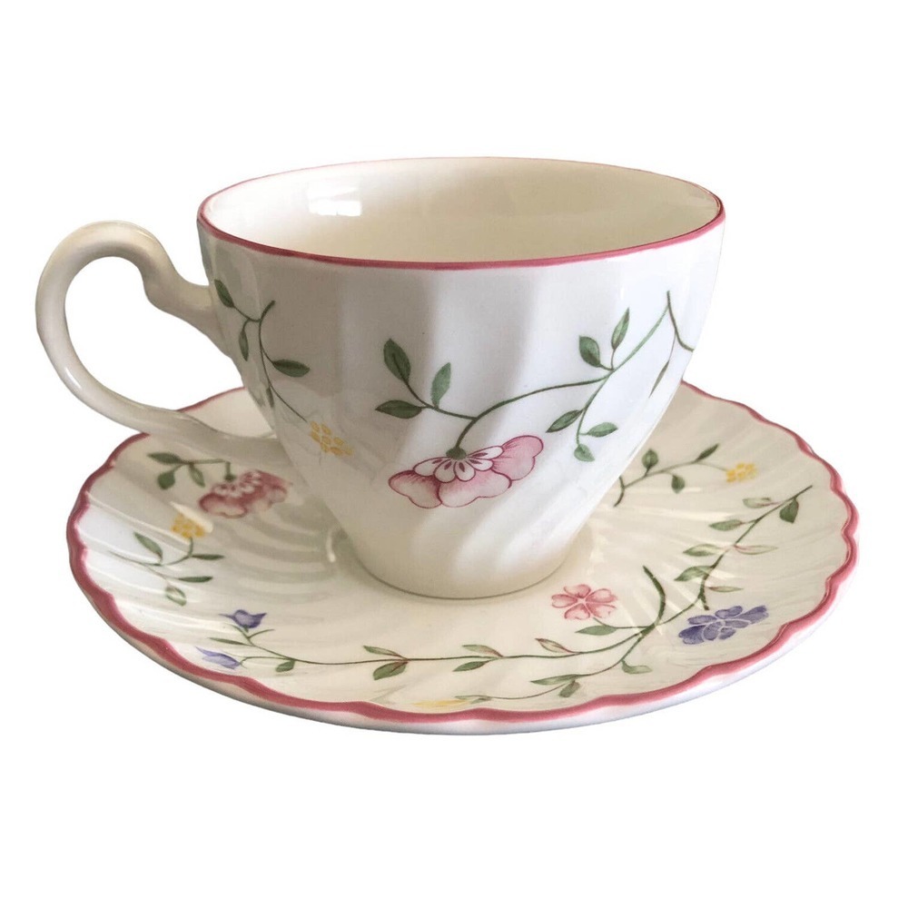 Johnson Brothers England Summer Chintz cup and saucer Set Excellent